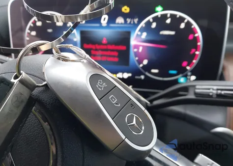 2023 Mercedes-Benz Glc 300 4Matic Suv from USA, damaged, VIN W1NKM4HB1PU023924